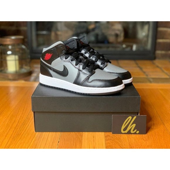 Sz 5y Air Jordan 1 Mid "Particle Grey" - Picture 4 of 5